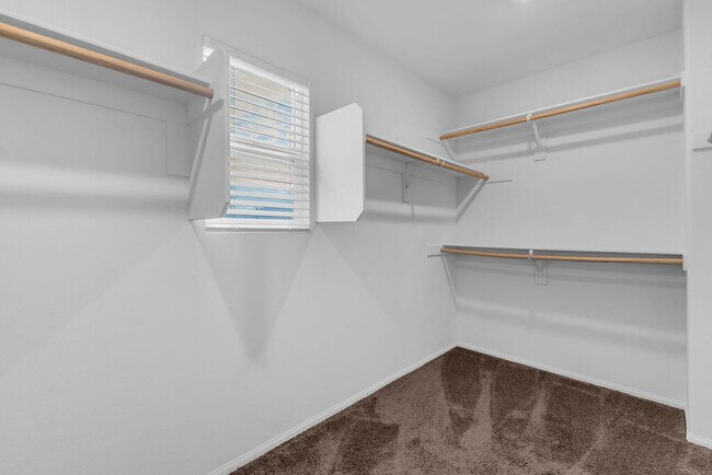 Building Photo - 83325 White Stallion Rd