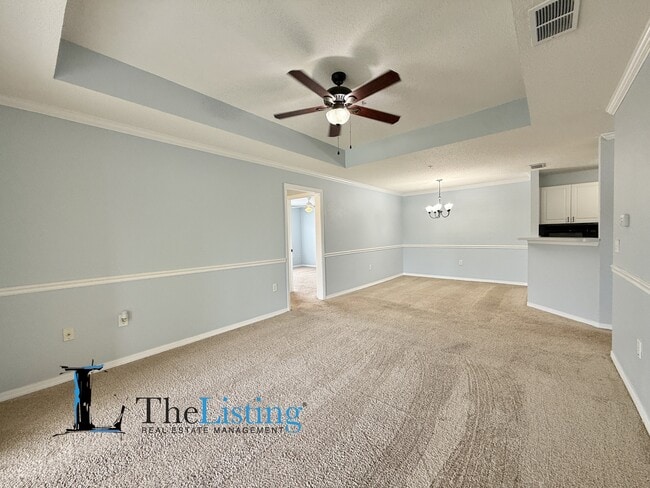 Building Photo - 18001 Richmond Pl Dr