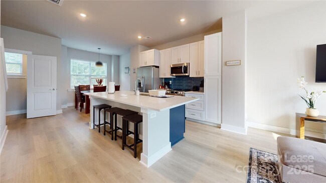 Building Photo - 5020 Central Ave