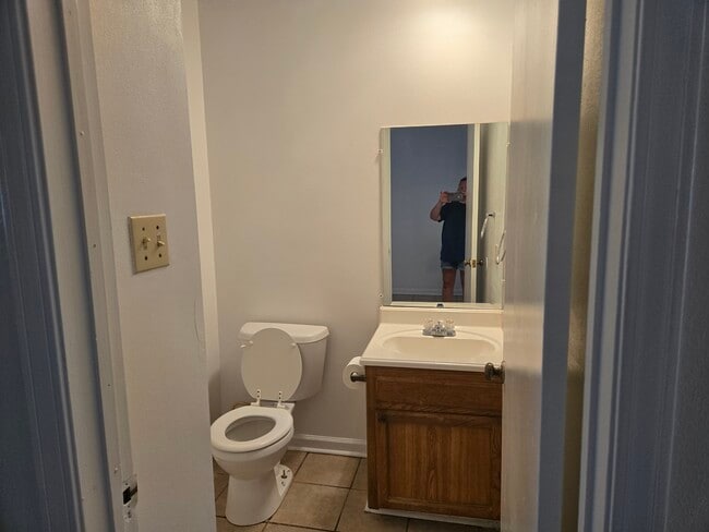 Building Photo - 113 Oak Ridge Ave