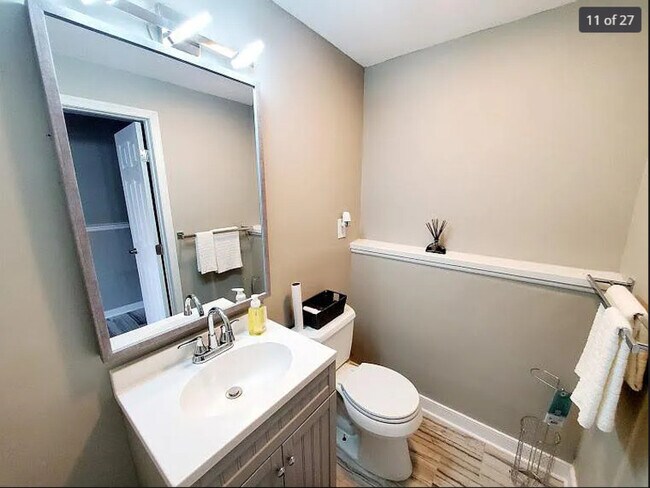 Building Photo - 3100 Able Pl