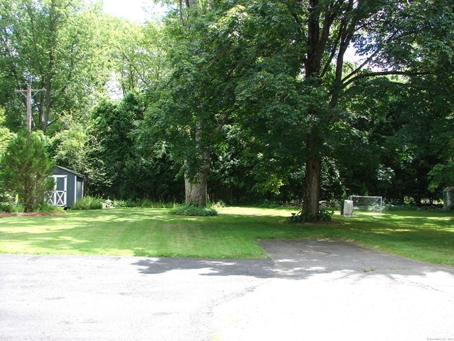 Building Photo - 393 Plainville Ave