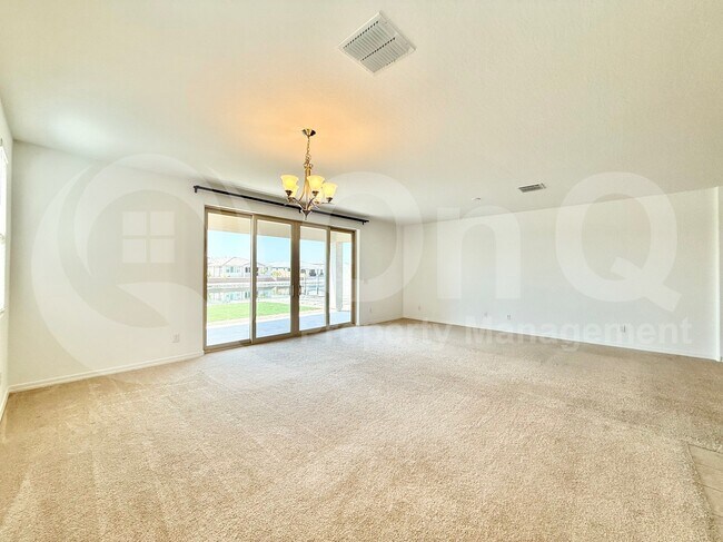 Building Photo - 40785 W Agave Rd