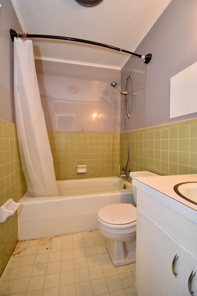 Building Photo - 3 Bed, 2 Bath Home in Ruston