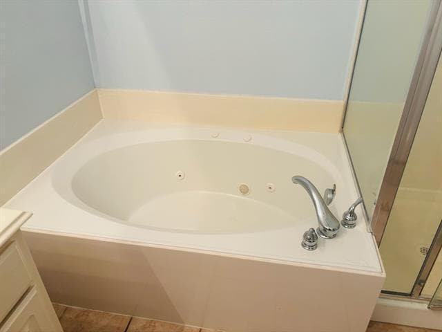 Building Photo - 1205 Oakridge Dr