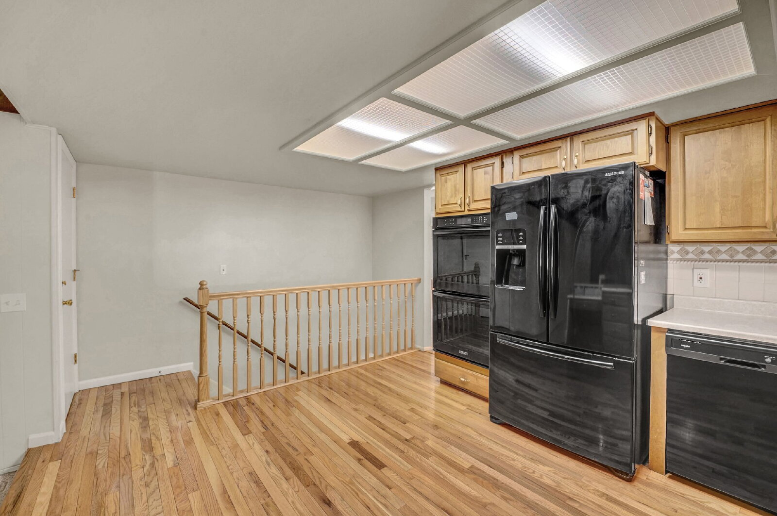 Building Photo - Updated 4-Bedroom Home in DTC – Vaulted Ce...