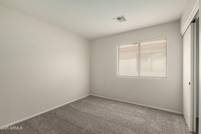 Building Photo - 40249 N Cassara Dr