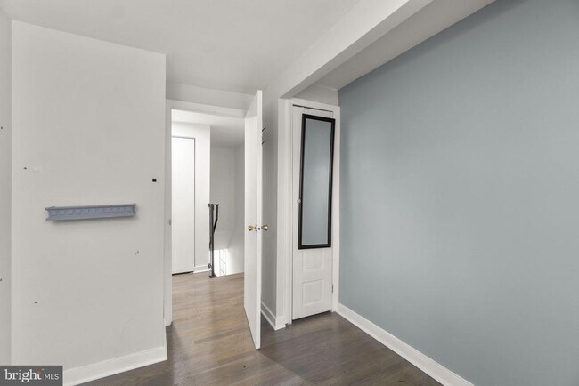 Building Photo - 12 Coats Bridge Pl