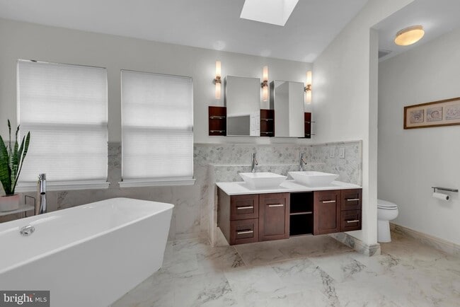 Building Photo - 1402 Bermuda Dunes Ct
