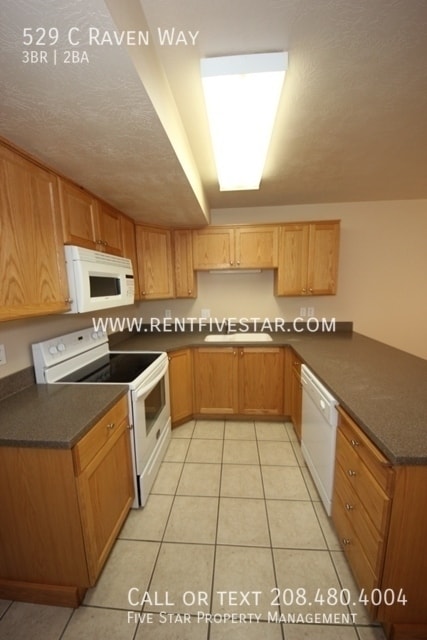 Building Photo - 529 Raven Way