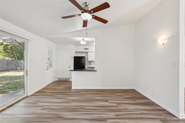 Building Photo - 2936 Sundial Dr
