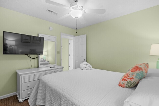 Building Photo - 203 Double Eagle Dr