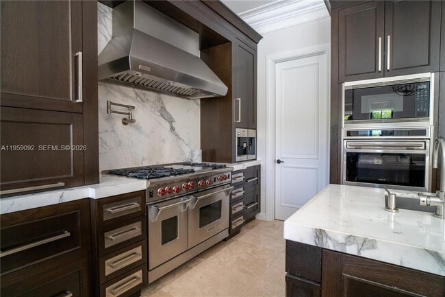 Building Photo - 6450 SW 126th Street Rd