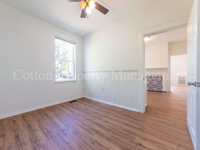 Building Photo - 2BR/1BA Apartment in Downtown Wilmington - Near Brooklyn Arts District - $1,375/Monthly - Pet Fri...