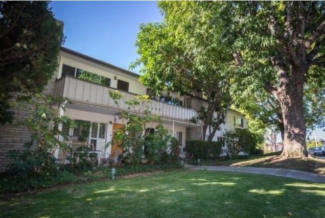 Building Photo - 1640 Amberwood Dr
