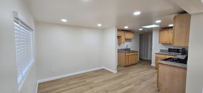 Building Photo - 8662 Walker St