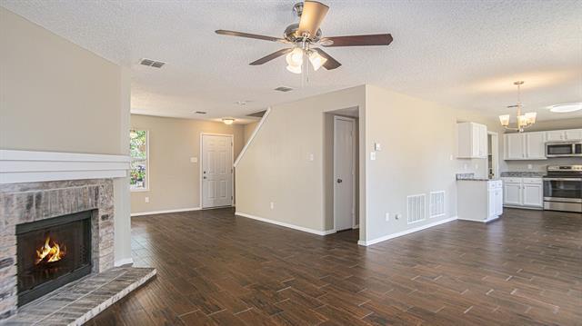 Building Photo - 8732 Hunters Point Way