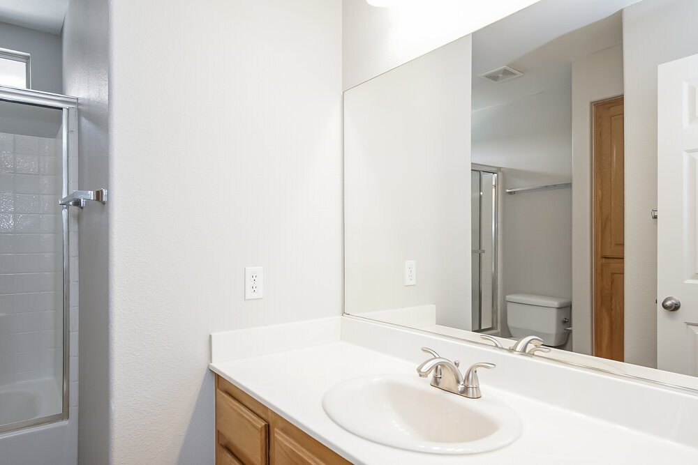 Building Photo - 7028 Village Shore Ct