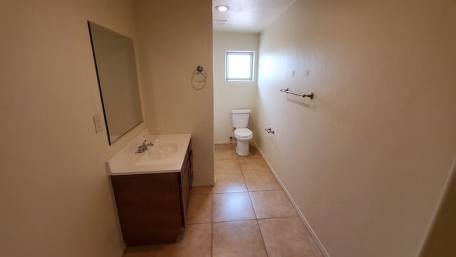 Building Photo - Grant and Country Club Private Guesthouse with AC