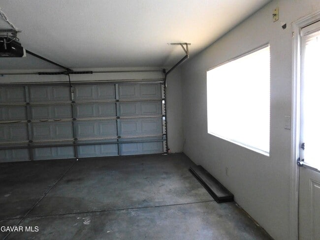 Building Photo - 8312 Tamarack Ave