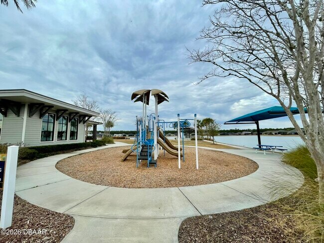 Building Photo - 437 Aquamarine Wy