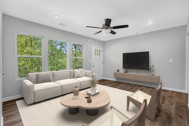 Building Photo - 1080 Westmont Rd SW