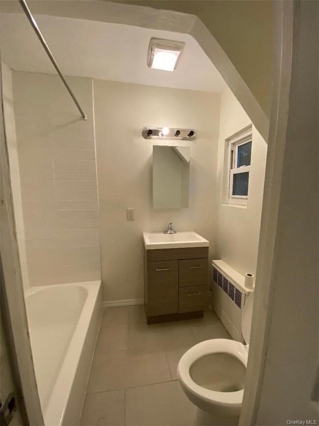 Building Photo - 21 Prospect St