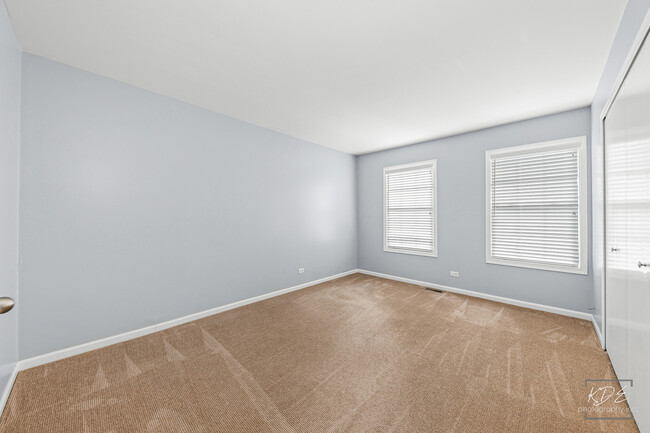 Building Photo - 176 Merriford Ln