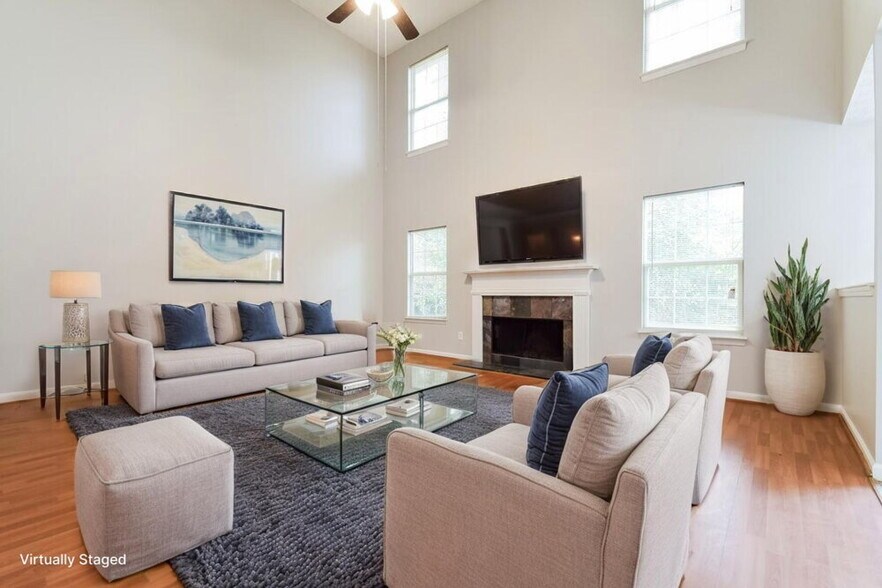 Building Photo - 3791 Landgraf Cove
