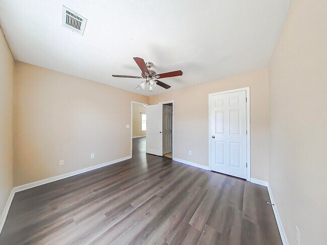 Building Photo - 1739 Elizabeth St