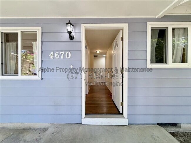 Building Photo - 4670 SW 160th Ave