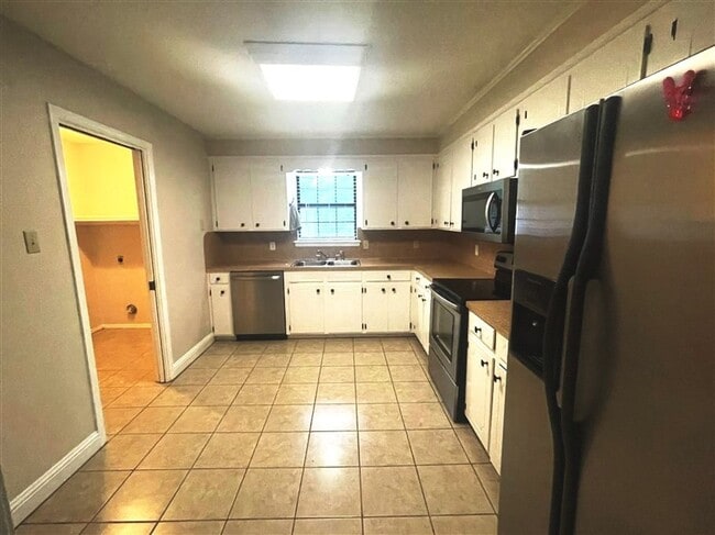 Building Photo - Benton La 3 bed home for lease | Benton LA...