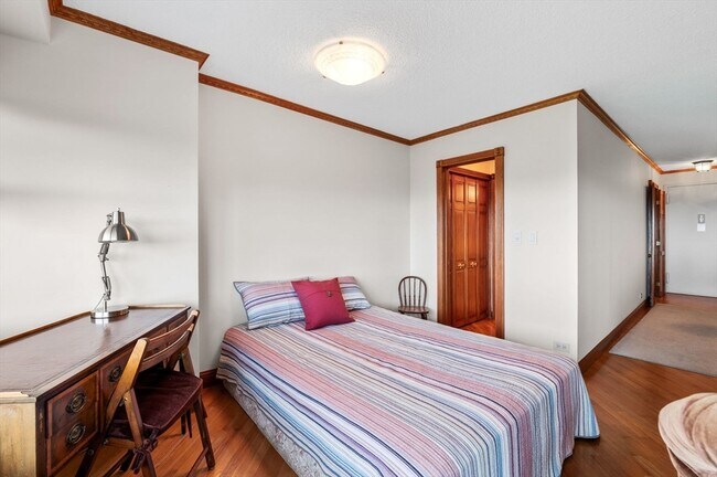 Building Photo - 151 Tremont St