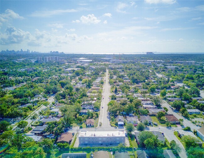 Building Photo - 6238 SW 59th St