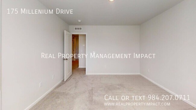 Building Photo - 175 Millennium Dr
