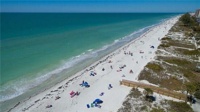 Building Photo - 4500 E Bay Dr