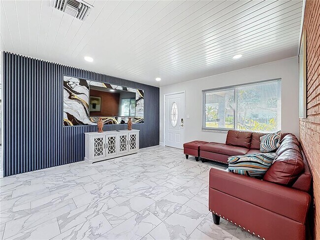 Building Photo - 10709 Donbrese Ave