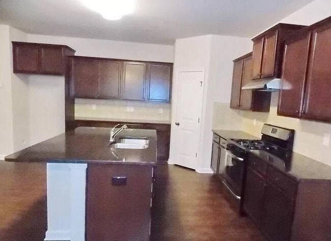 Building Photo - 2148 Baywood Tree Ln SW