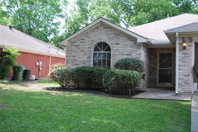 Building Photo - 3015 Scenic Glen Dr