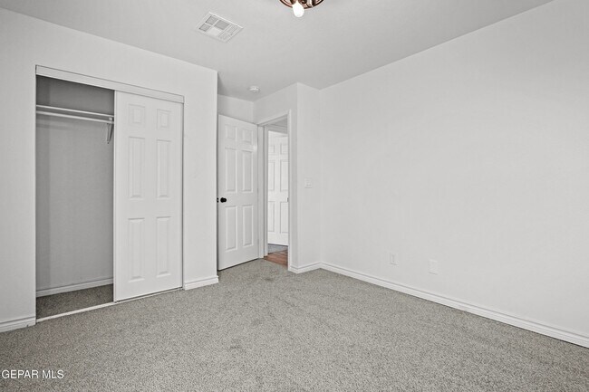 Building Photo - 12842 Osmotherley Ave