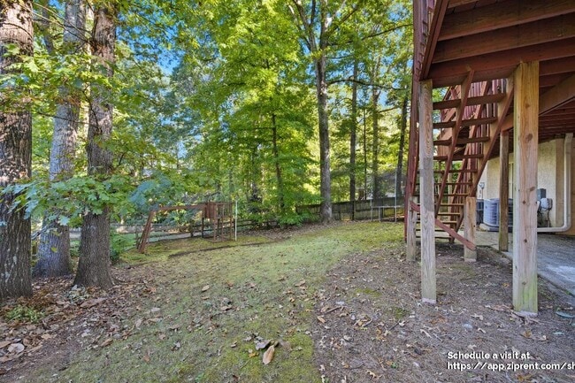Building Photo - 2862 Clary Hill Dr