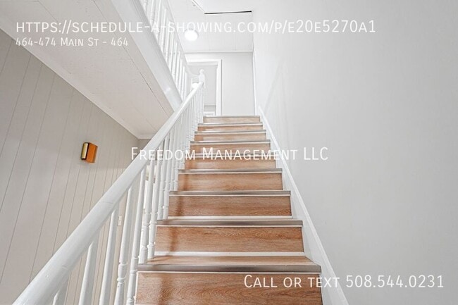 Building Photo - 464-474 Main St-464