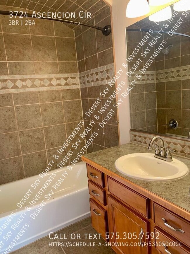 Building Photo - 3724 Ascencion Cir