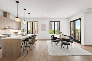 Building Photo - Lux Lofts