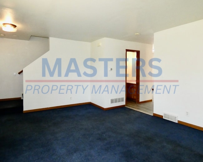 Building Photo - 2242 Kent St