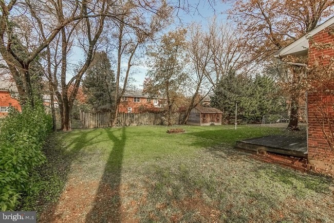 Building Photo - 6306 Yellowstone Dr