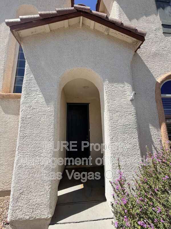 Building Photo - 4320 Laguna Garden Ave