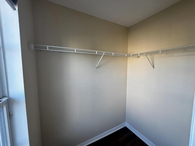 Building Photo - 13903 Abbey Ln