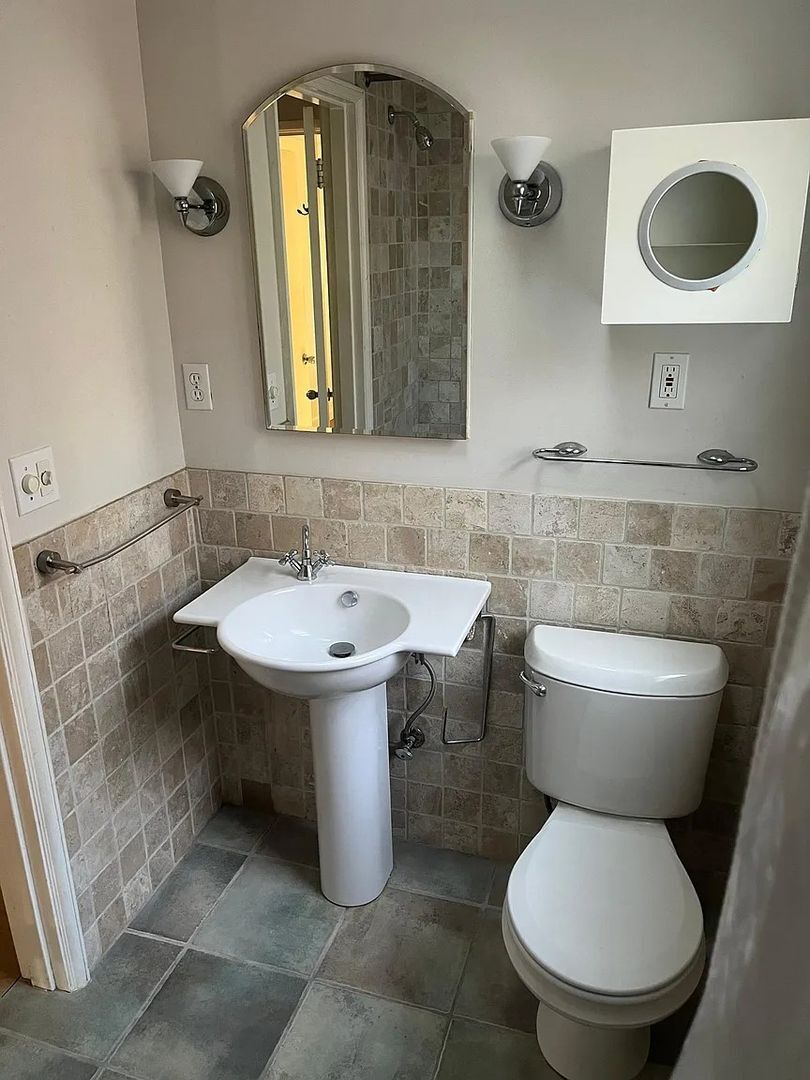 Building Photo - Charming Home in the Heart of Magnolia