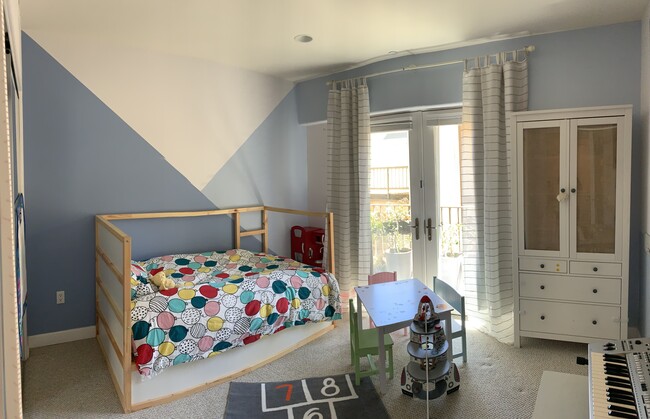 Building Photo - 12026 Rhode Island Ave